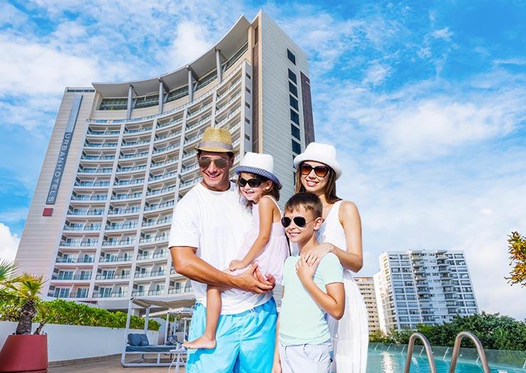 ¡EL INVIERNO SE DISFRUTA MÁS VIAJANDO! Krystal Urban® Cancún & Beach Club ¡EL INVIERNO SE DISFRUTA MÁS VIAJANDO! Krystal Urban® Cancún & Beach Club