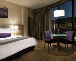 Habitación master suite Hotel Krystal Monterrey - 