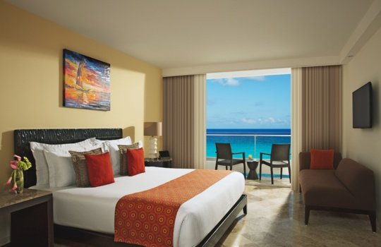 Deluxe Family Partial Ocean View Hotel Krystal Altitude Cancún - 
