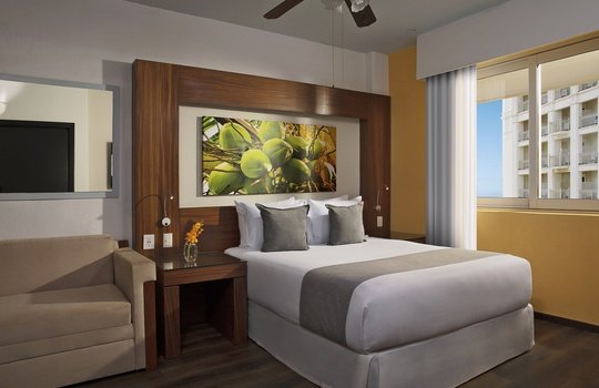 Deluxe  Resort View Hotel Krystal Grand Nuevo Vallarta - 