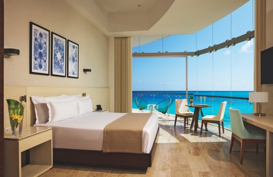 Altitude Corner Suite Ocean Front Hotel Krystal Altitude Cancún - 