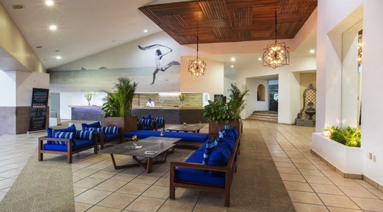 Recepción 24 horas Hotel Krystal Ixtapa - 