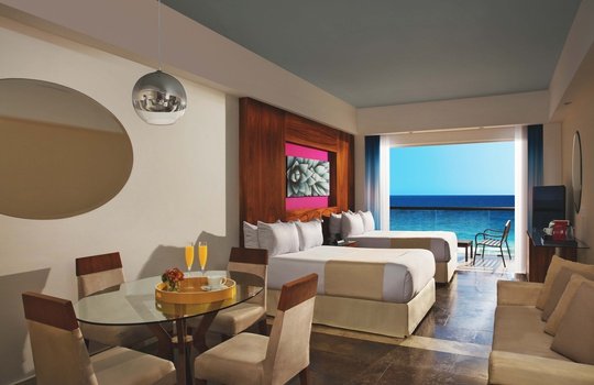 Altitude Junior  Suite  Ocean front –  1 King bed Hotel Krystal Grand Los Cabos - 