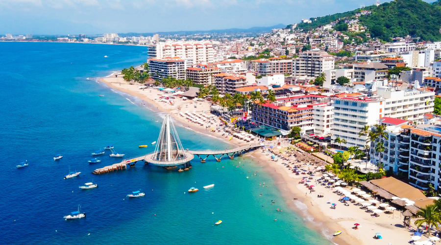 FIESTAS PATRIAS EN PUERTO VALLARTA: DÓNDE DAR EL GRITO Y DÓNDE HOSPEDARTE Krystal Hotels & Resorts FIESTAS PATRIAS EN PUERTO VALLARTA: DÓNDE DAR EL GRITO Y DÓNDE HOSPEDARTE Krystal Hotels & Resorts