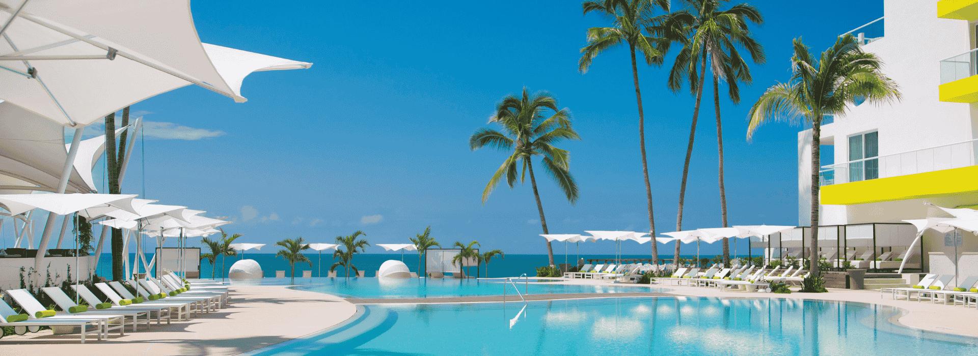 Hotel Krystal Grand® Puerto Vallarta Hotel Krystal Grand® Puerto Vallarta