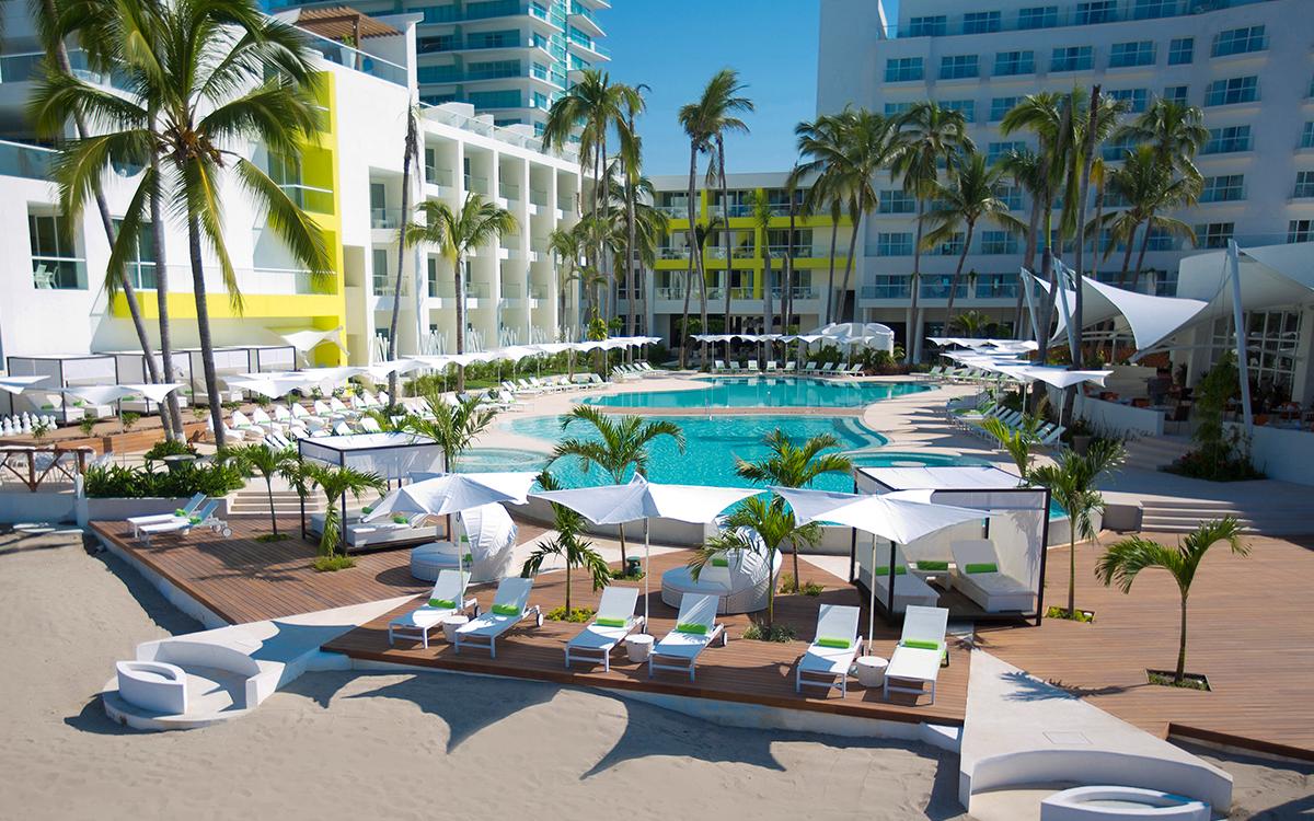 Puerto Vallarta Krystal Hotels & Resorts Puerto Vallarta Krystal Hotels & Resorts