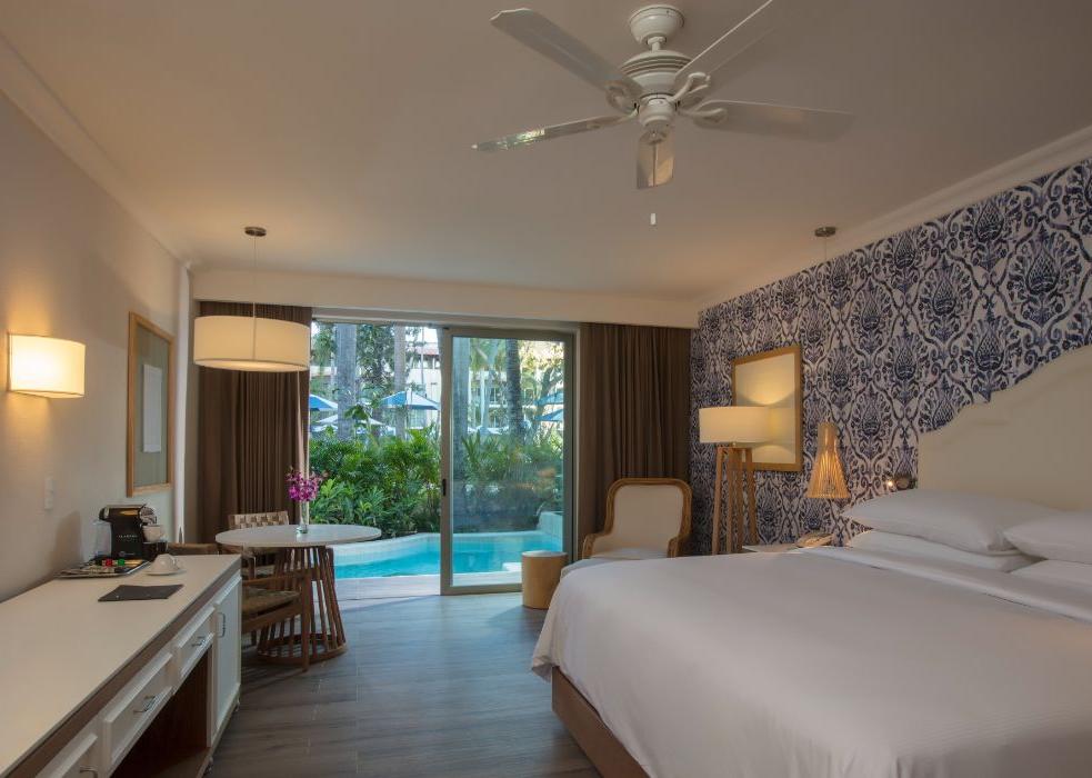 Krystal Grand® Puerto Vallarta Krystal Grand® Puerto Vallarta