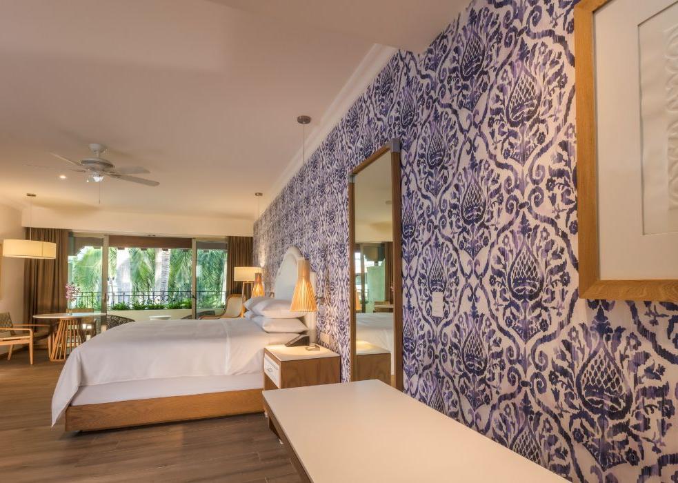 Krystal Grand® Puerto Vallarta Krystal Grand® Puerto Vallarta