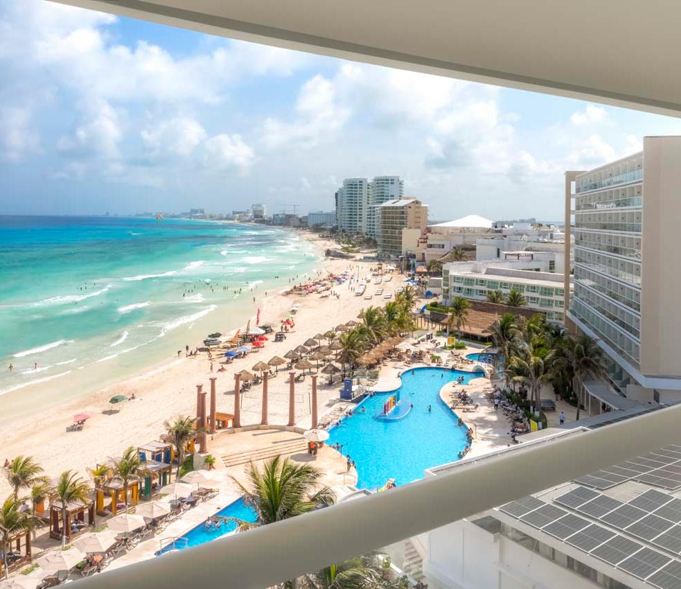 Krystal® Cancún Krystal® Cancún