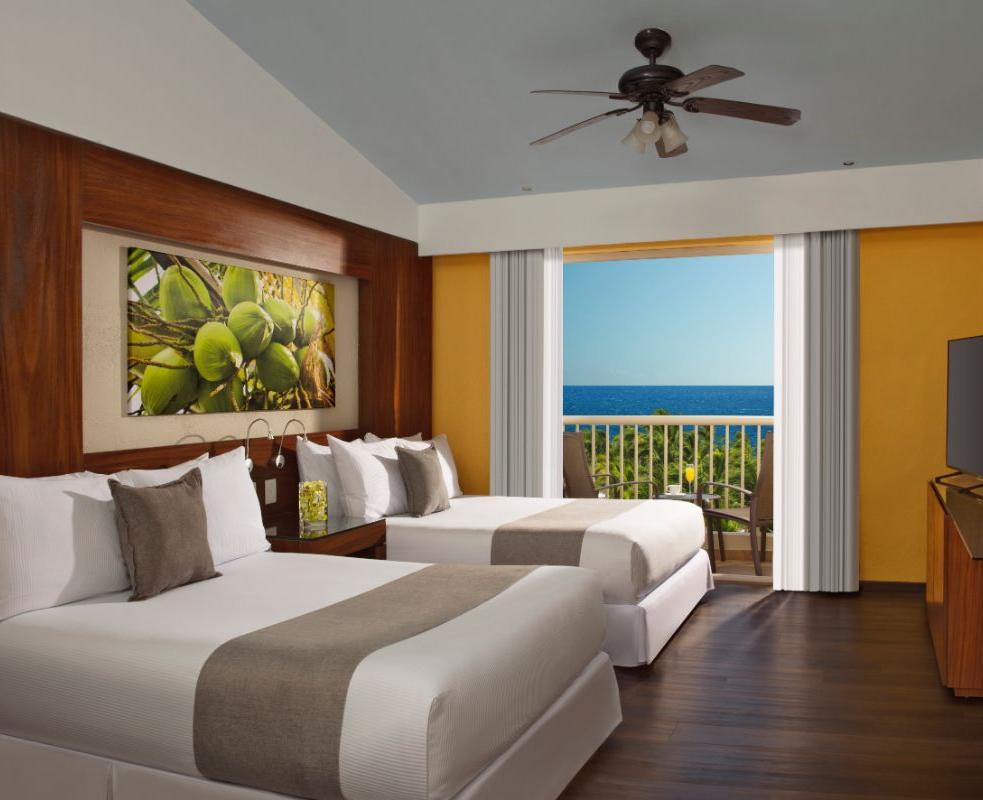 Hotel Krystal Grand® Nuevo Vallarta Hotel Krystal Grand® Nuevo Vallarta
