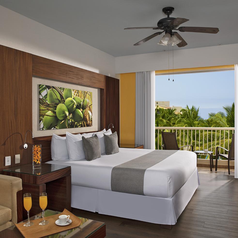 Hotel Krystal Grand® Nuevo Vallarta Hotel Krystal Grand® Nuevo Vallarta