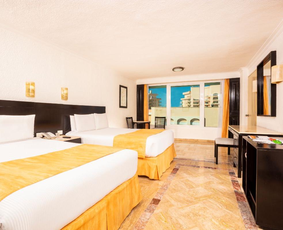 Krystal® Cancún Krystal® Cancún