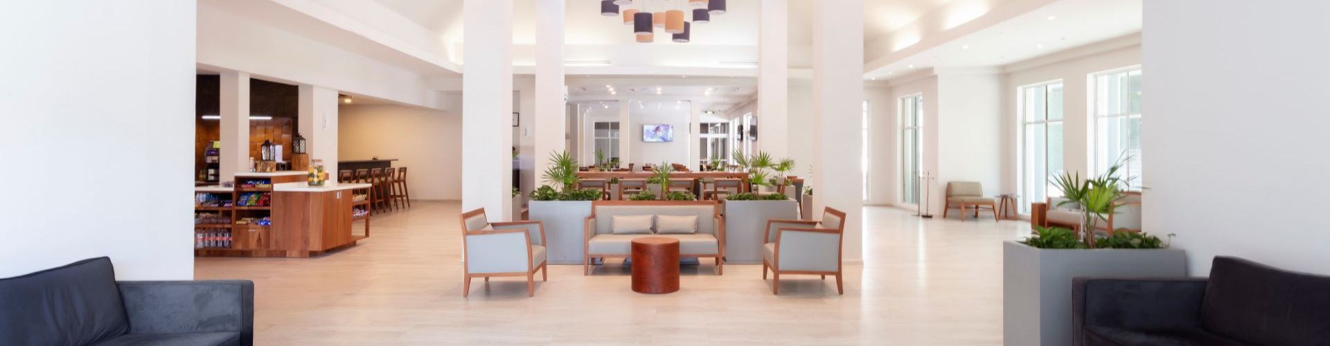 Krystal Hotels & Resorts Krystal Hotels & Resorts